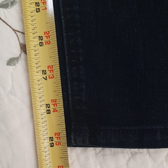 C J Banks 18 W Average Signature Slimming Dark Denium Jeans Like New - Picture 10 of 10